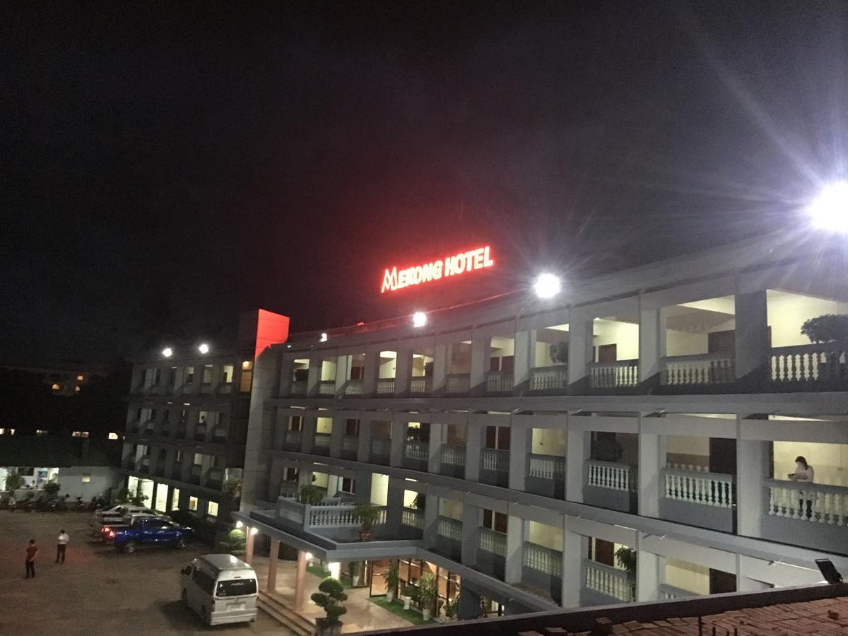 Mekong Hotel Thakhek Exterior photo